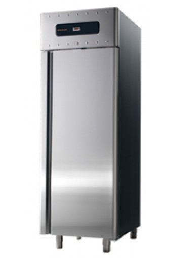 Frigorifero da 700 litri in inox GN 2/1, -2°/+8°C, isolamento 75 mm