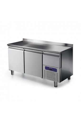 Tavolo refrigerato 2 porte GN 1/1 con alzatina e cassetto refrigerato su vano motore, -2 °/+8 °C