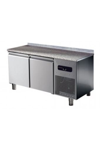 Tavolo refrigerato per pasticceria a 2 porte 600x400 mm con piano in granito con alzatina, -2°/+8°C