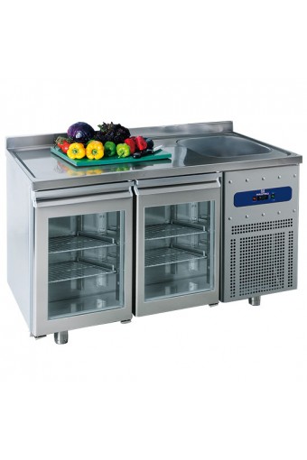 Tavolo refrigerato da 700 mm a 2 porte a vetro con vasca 35x40x20h cm a destra e alzatina, -2°/+8°C