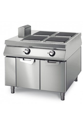 Cucina elettrica da 4 piastre quadre su vano con porte, comandi 2 lati