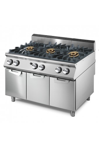 Cucina a gas con 3 bruciatori da 16 kW su vano con porte