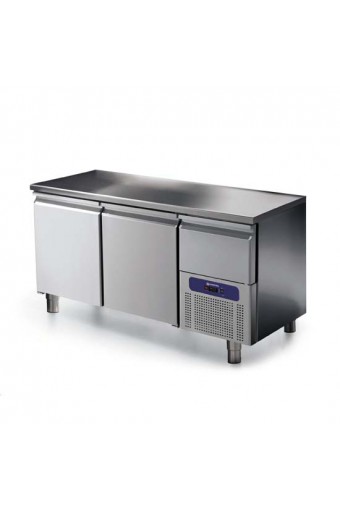 Tavolo refrigerato 2 porte GN 1/1 con cassetto refrigerato su vano motore, -2 °/+8 °C